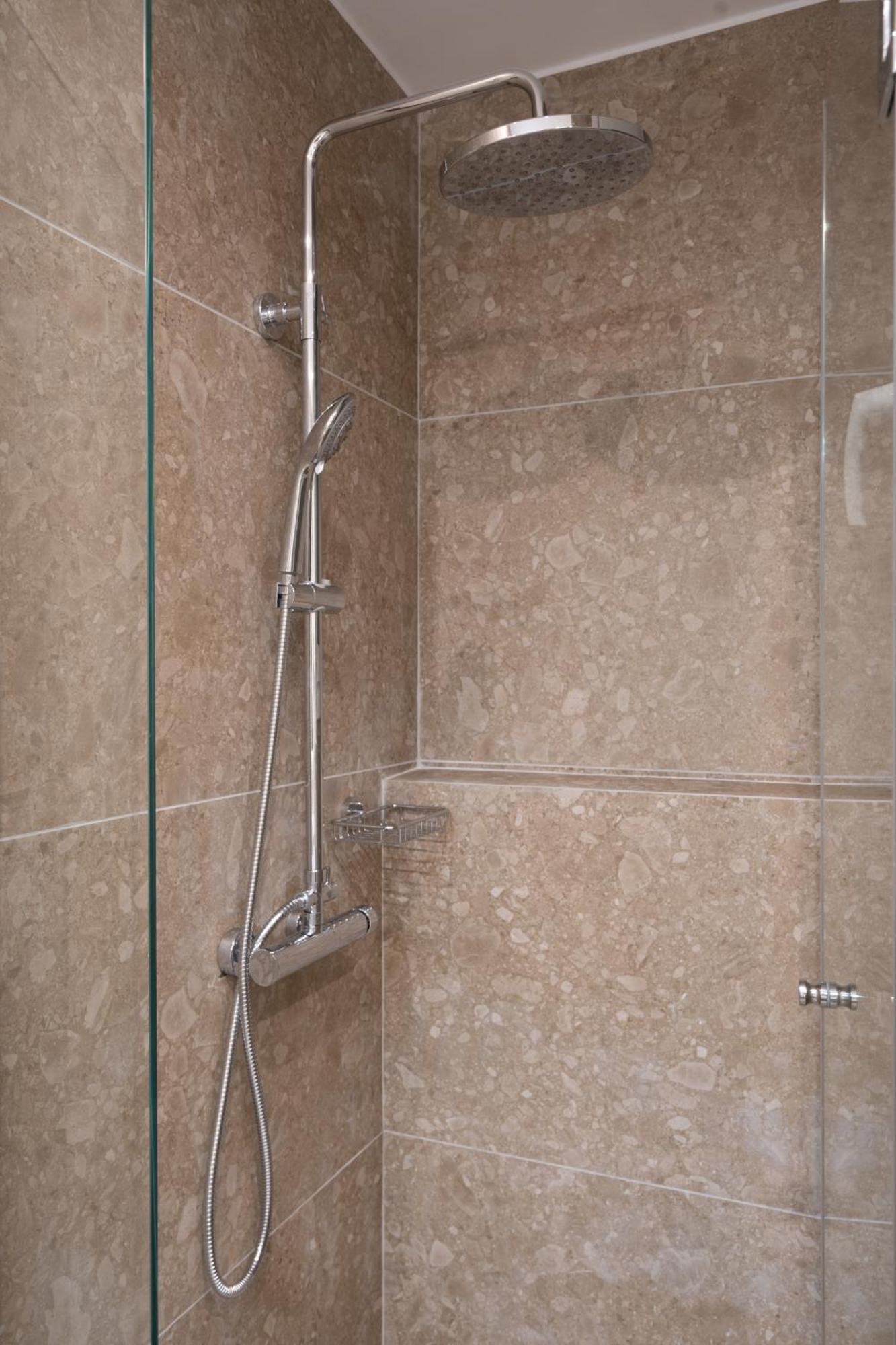 Luxury Apartment Next To The National Museum Atena Exterior foto